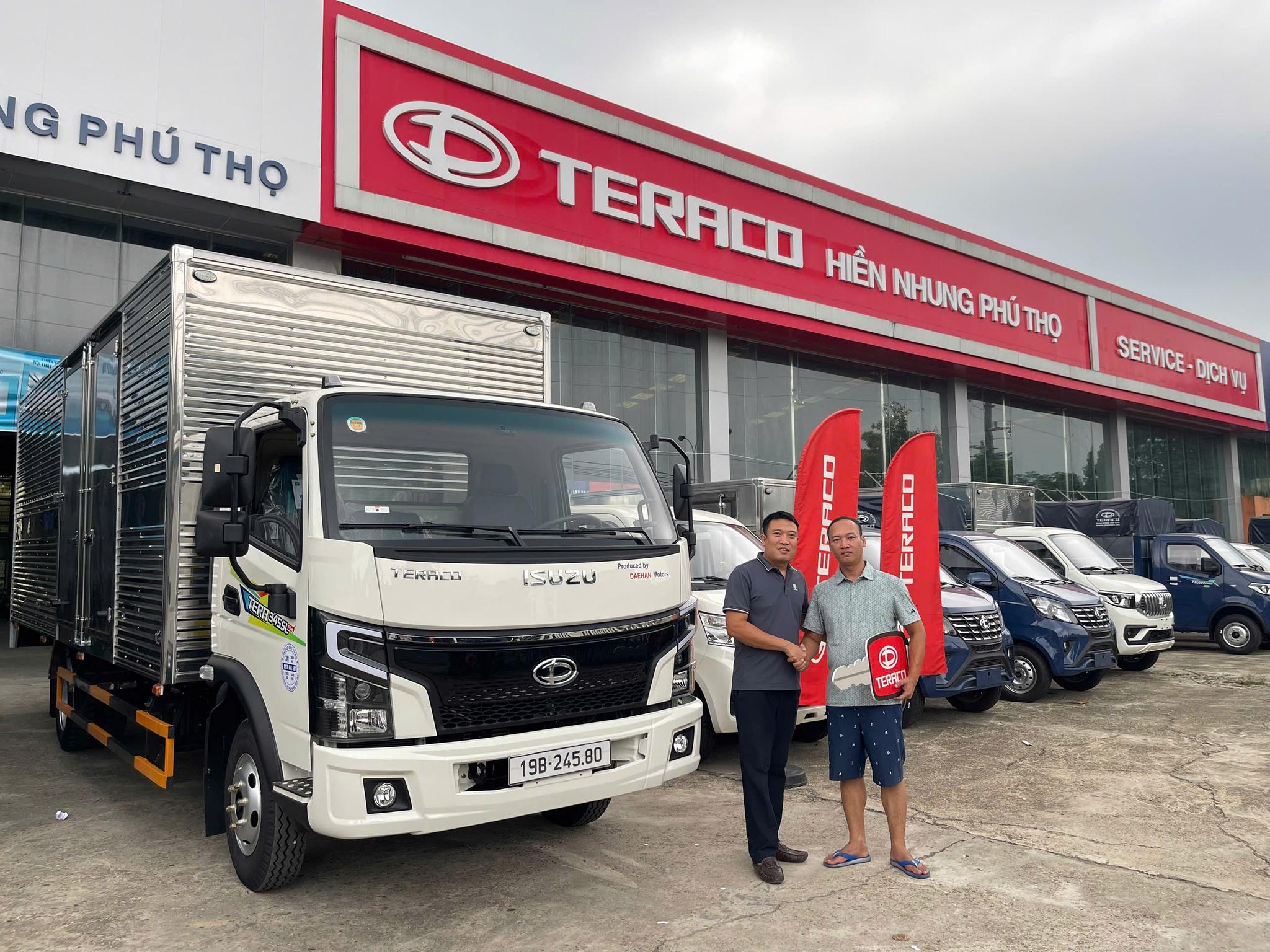 Bàn Giao TERA345SL PLUS Thùng Kín Dài 6m3 Cho Khách Hàng Kinh Doanh Vận Tải