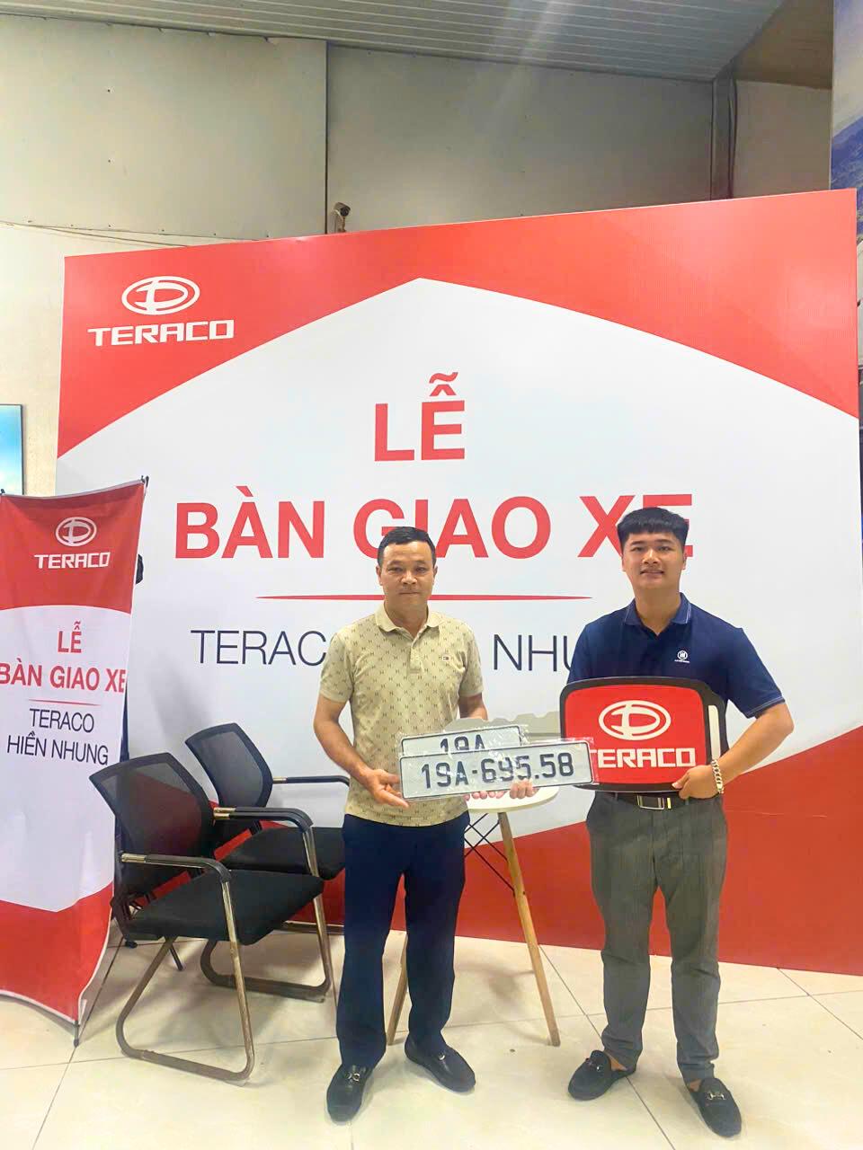 Bàn giao xe tải TERA100S thùng mui bạt cho doanh nghiệp vận tải